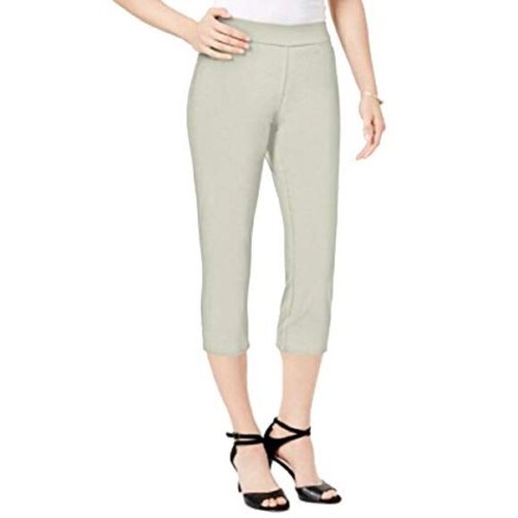 JM Collection Petite Pull On Capri Pants - Picture 2 of 4